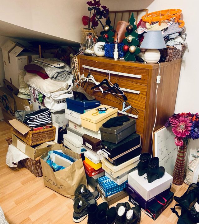 Intérieur encombré